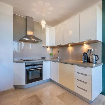 2 Bed Ground Floor *